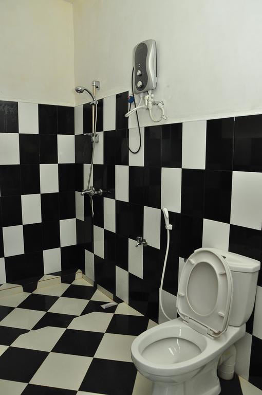 Akiko Rest Hotel Nuwara Eliya Buitenkant foto