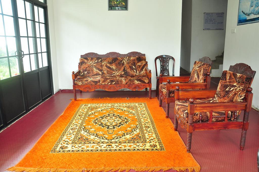 Akiko Rest Hotel Nuwara Eliya Buitenkant foto